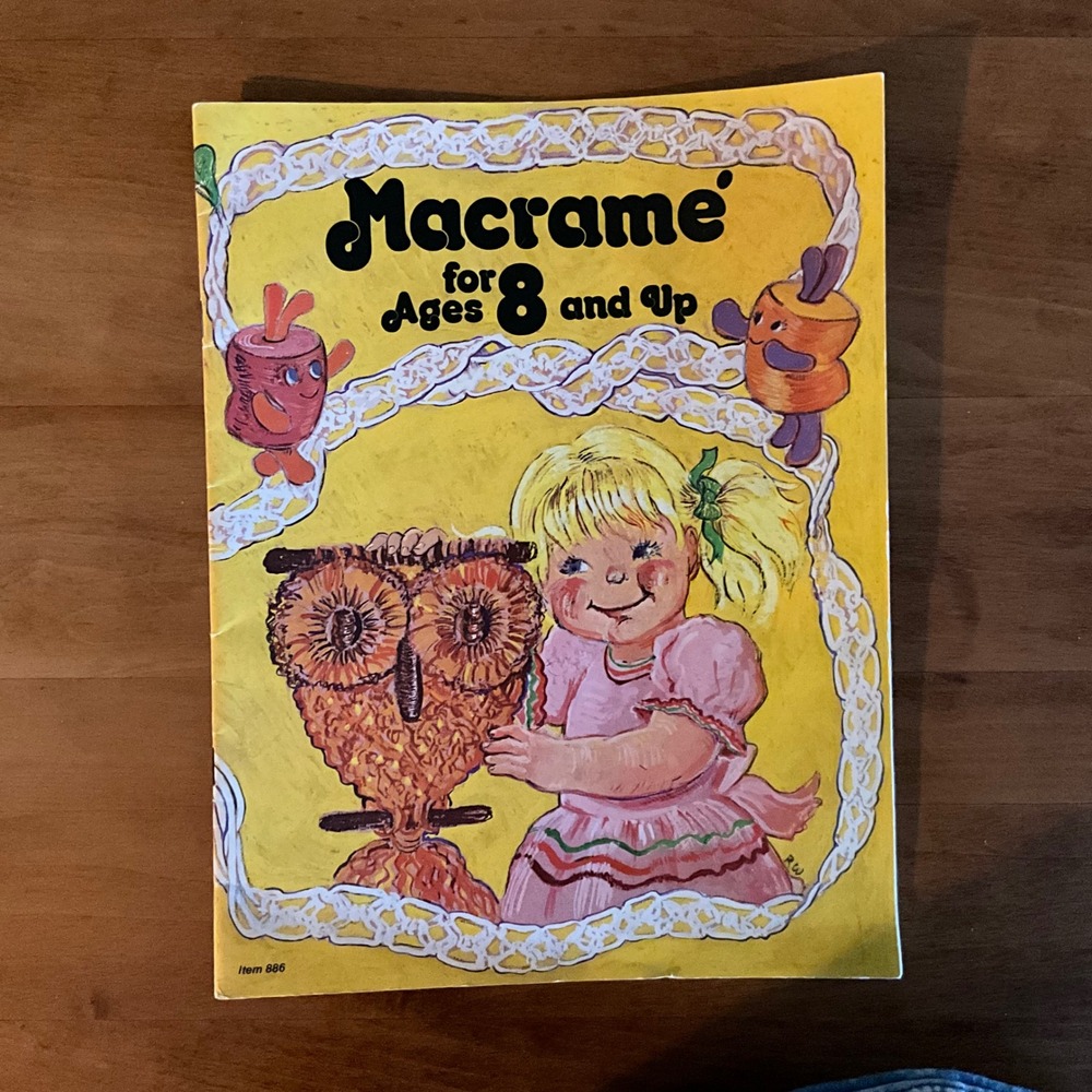 Vintage 1976 Macrame‎ Book for Taurus Publication Craft Knot Projects Owl Belt